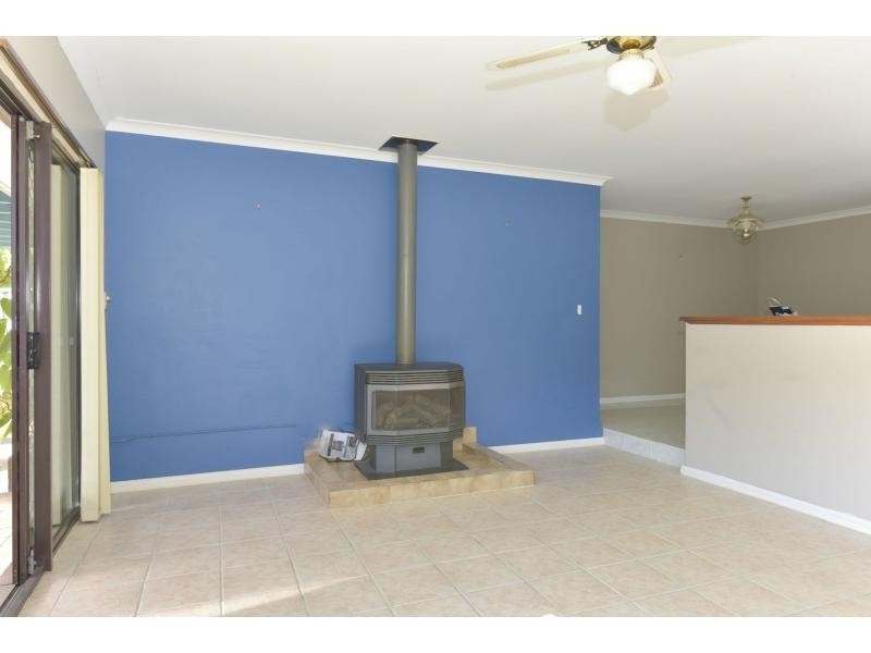 15 Conway Loop, Waikiki WA 6169