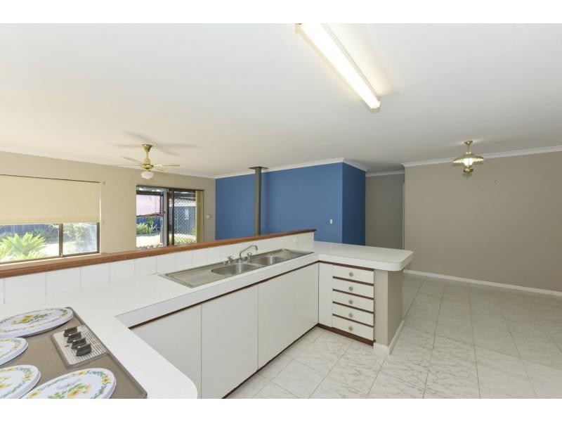 15 Conway Loop, Waikiki WA 6169