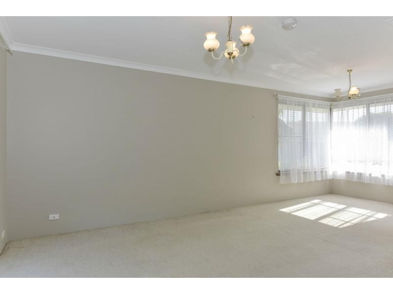 15 Conway Loop, Waikiki WA 6169