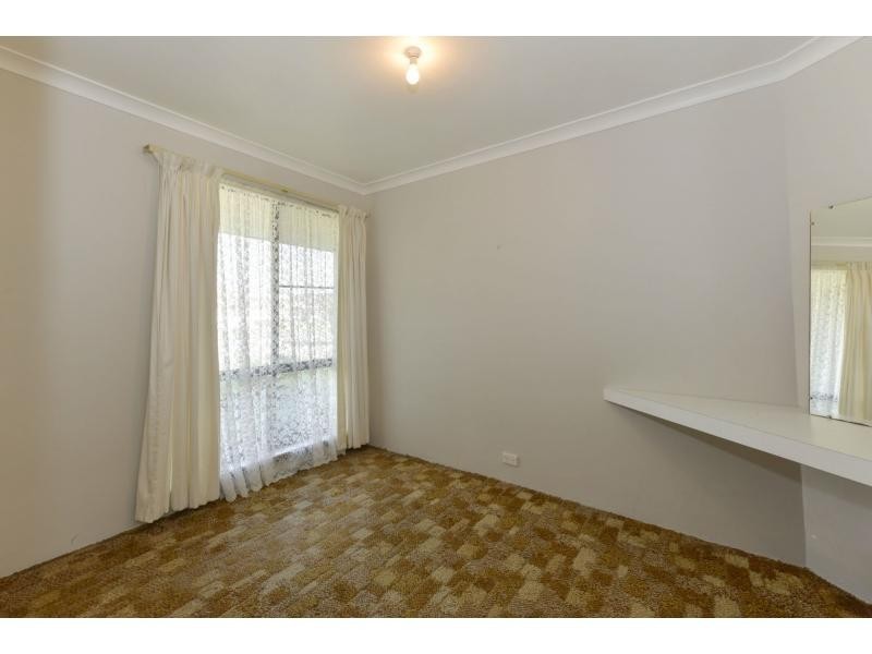 15 Conway Loop, Waikiki WA 6169