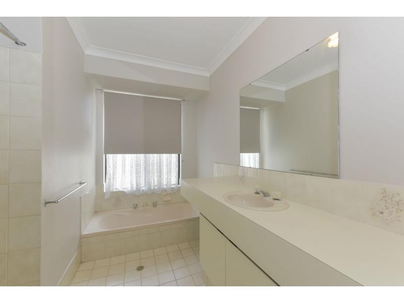 15 Conway Loop, Waikiki WA 6169