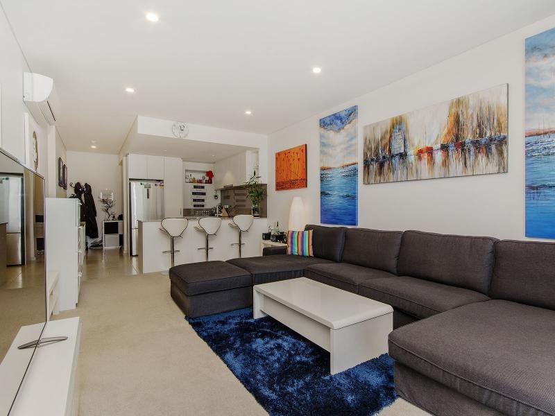 24/95 Chalgrove Avenue, Rockingham WA 6168