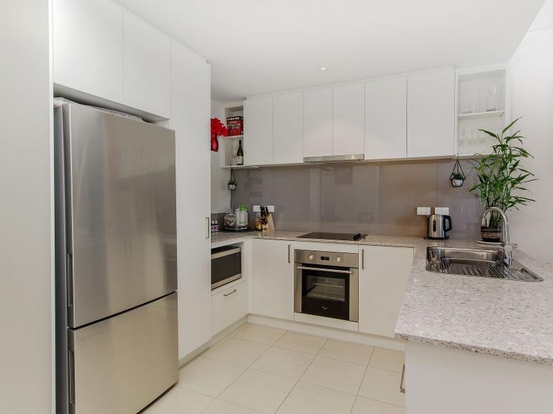 24/95 Chalgrove Avenue, Rockingham WA 6168