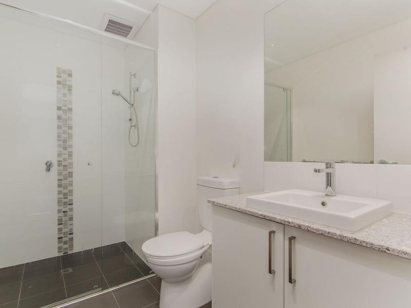 24/95 Chalgrove Avenue, Rockingham WA 6168