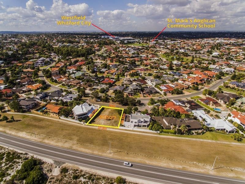 111 Castlecrag Drive, Kallaroo WA 6025