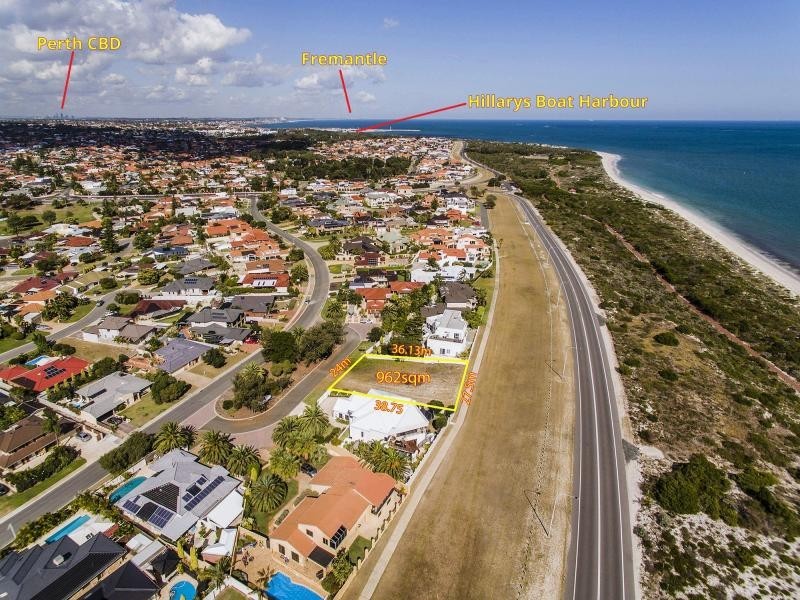 111 Castlecrag Drive, Kallaroo WA 6025