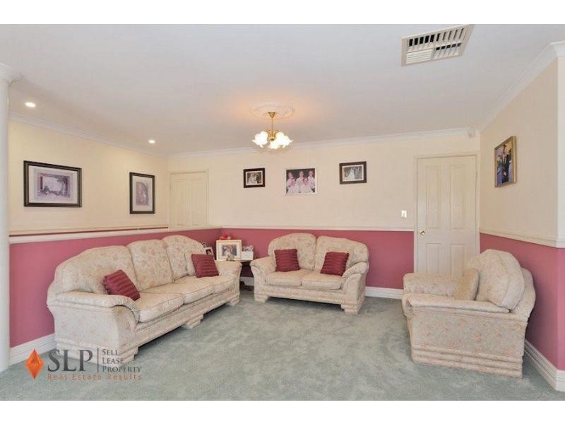 12 TIPUANA Mews, Ellenbrook WA 6069