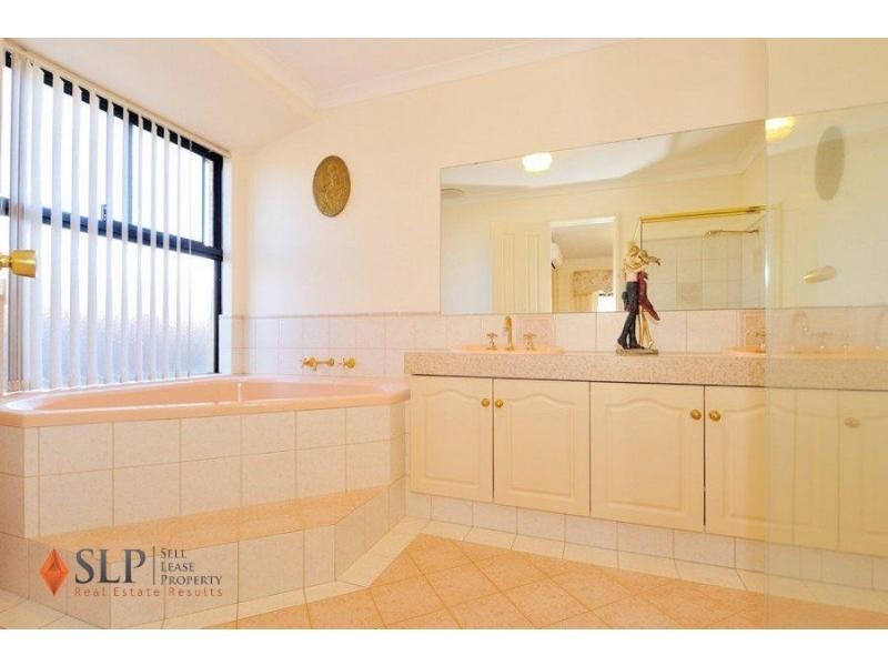 12 TIPUANA Mews, Ellenbrook WA 6069