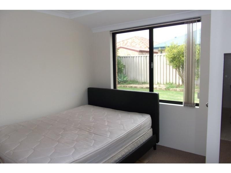 28 Boyle Avenue, Rockingham WA 6168