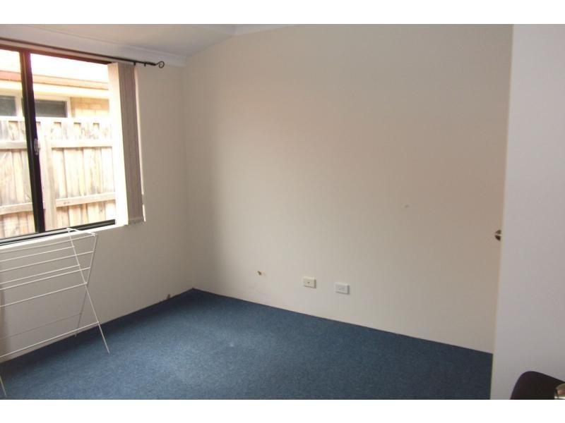 28 Boyle Avenue, Rockingham WA 6168
