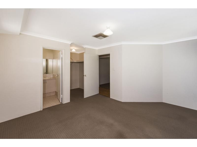 28 Montoro  DRIVE, Port Kennedy WA 6172