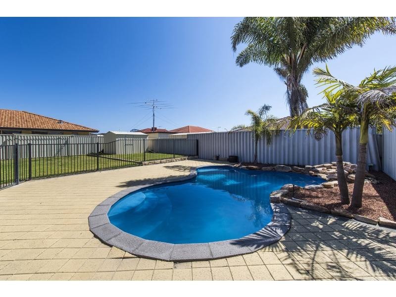 28 Montoro  DRIVE, Port Kennedy WA 6172
