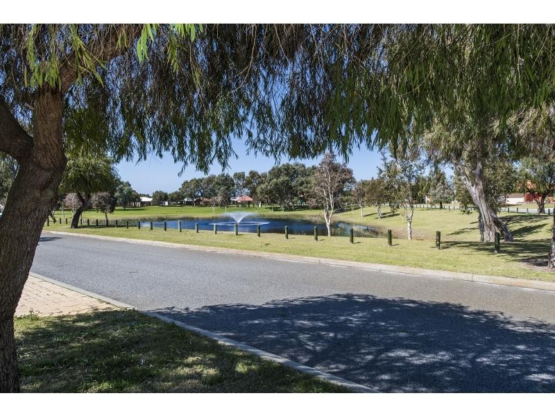 28 Montoro  DRIVE, Port Kennedy WA 6172