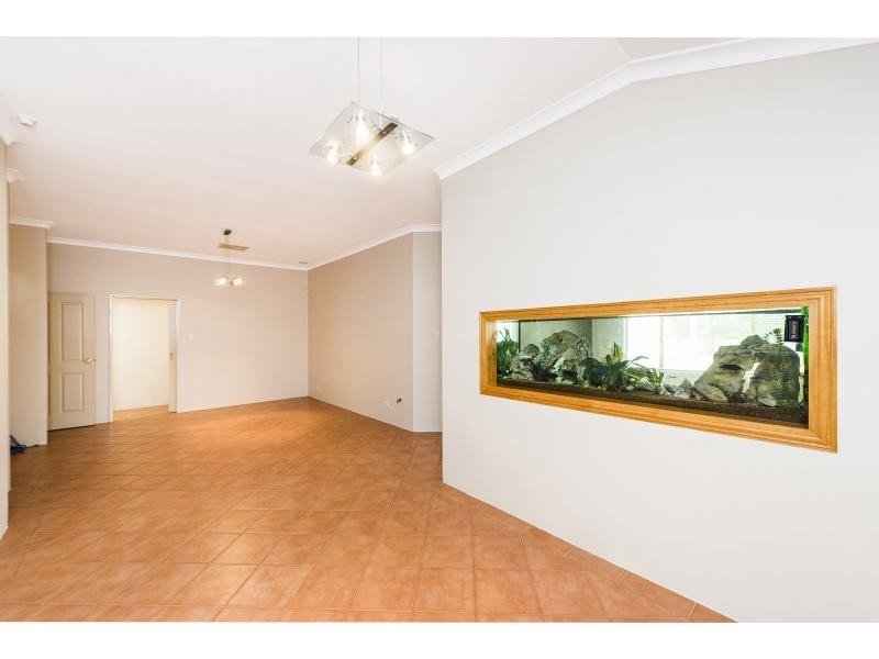 17 Kingsford Court, Port Kennedy WA 6172