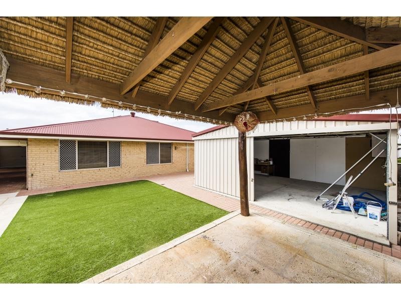 17 Kingsford Court, Port Kennedy WA 6172