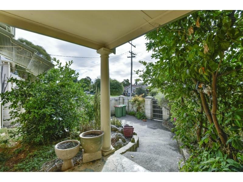 11 Aughton Street, Bayswater WA 6053