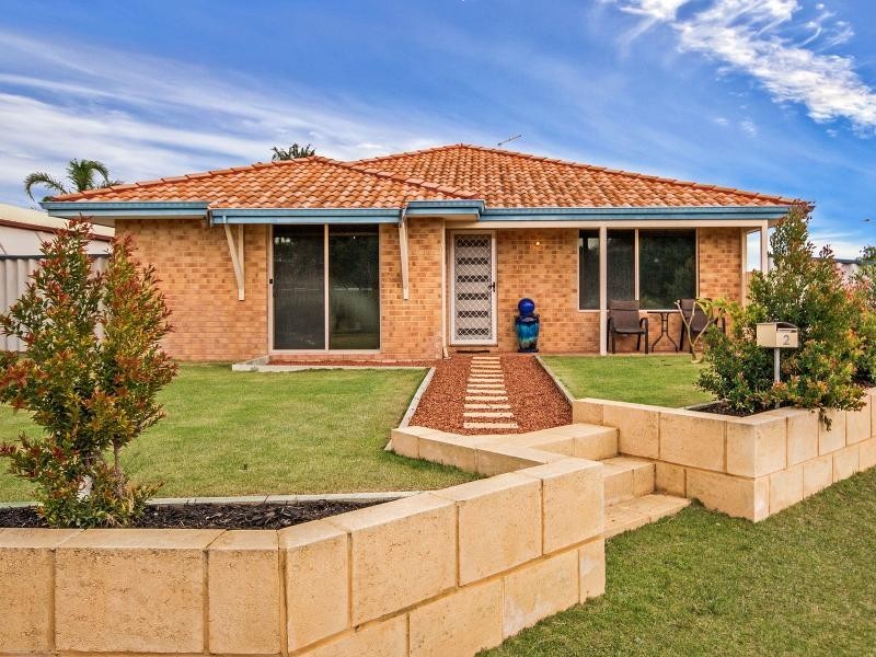 2 St Ettiene Gardens, Port Kennedy WA 6172