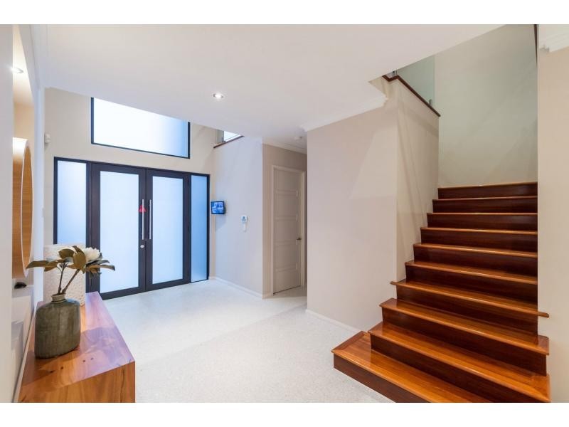 12 Castanet Drive, Madeley WA 6065