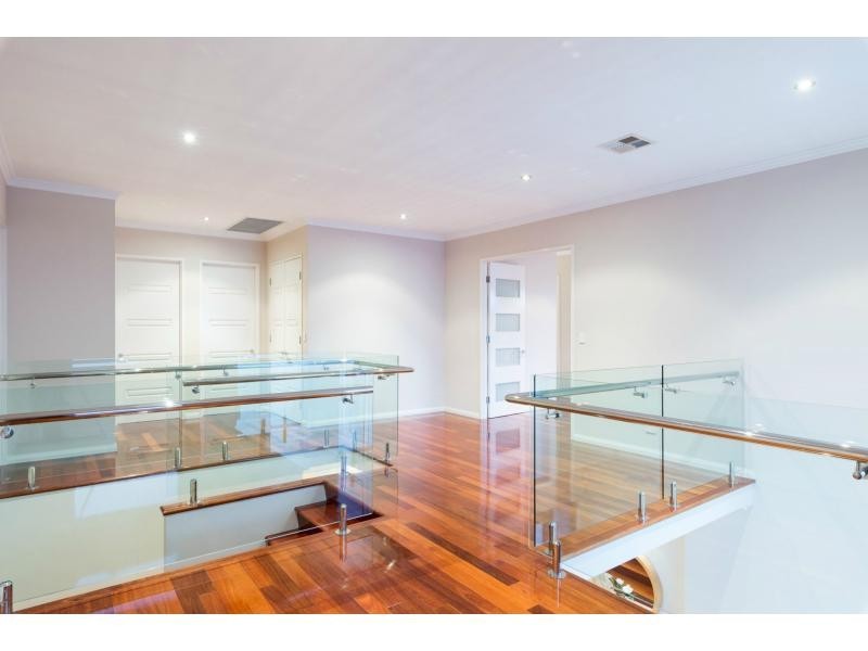 12 Castanet Drive, Madeley WA 6065