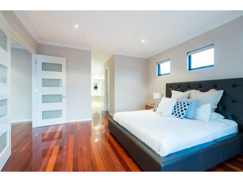 12 Castanet Drive, Madeley WA 6065