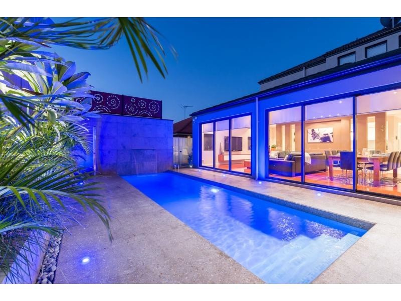 12 Castanet Drive, Madeley WA 6065