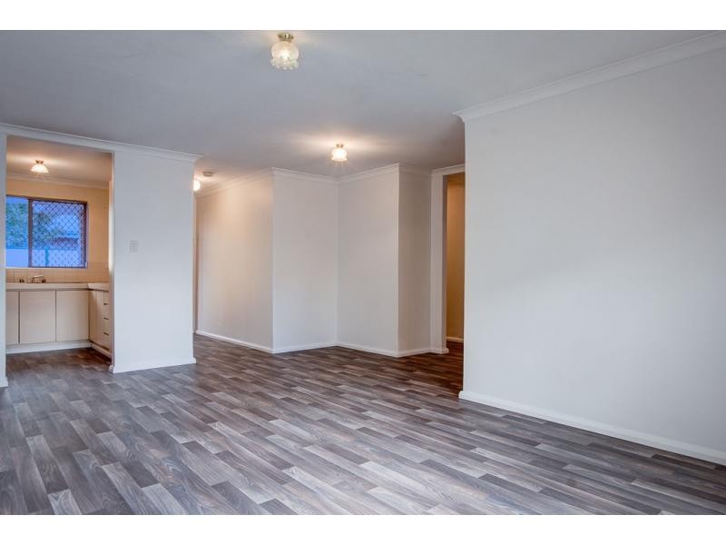 4/37 Mathoura Street, Midland WA 6056