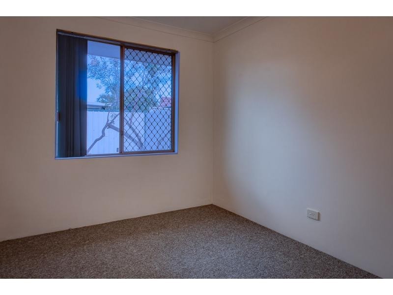 4/37 Mathoura Street, Midland WA 6056
