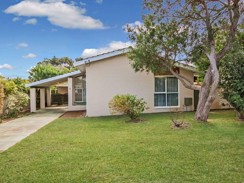 8 Taurus Court, Rockingham WA 6168