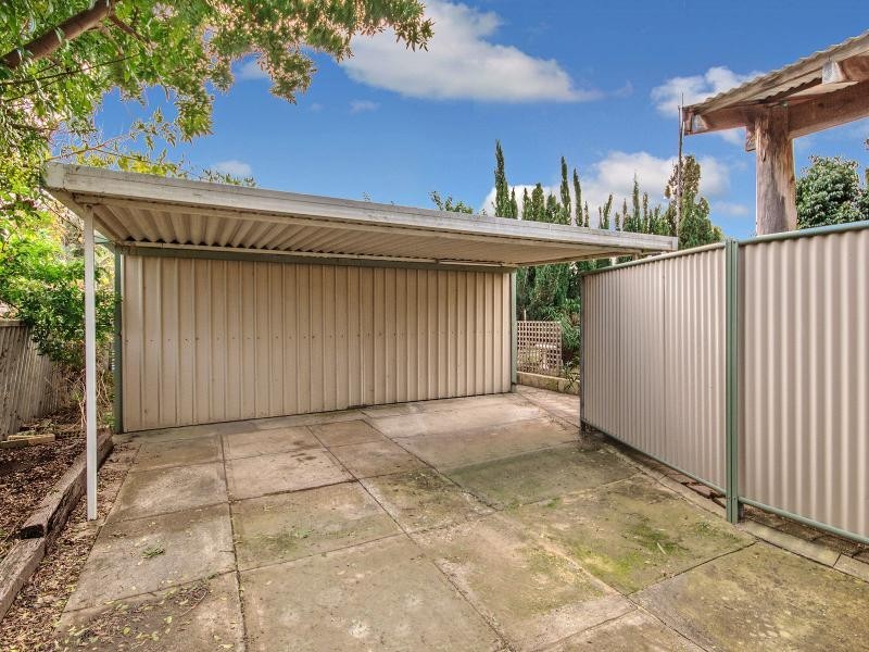 8 Taurus Court, Rockingham WA 6168