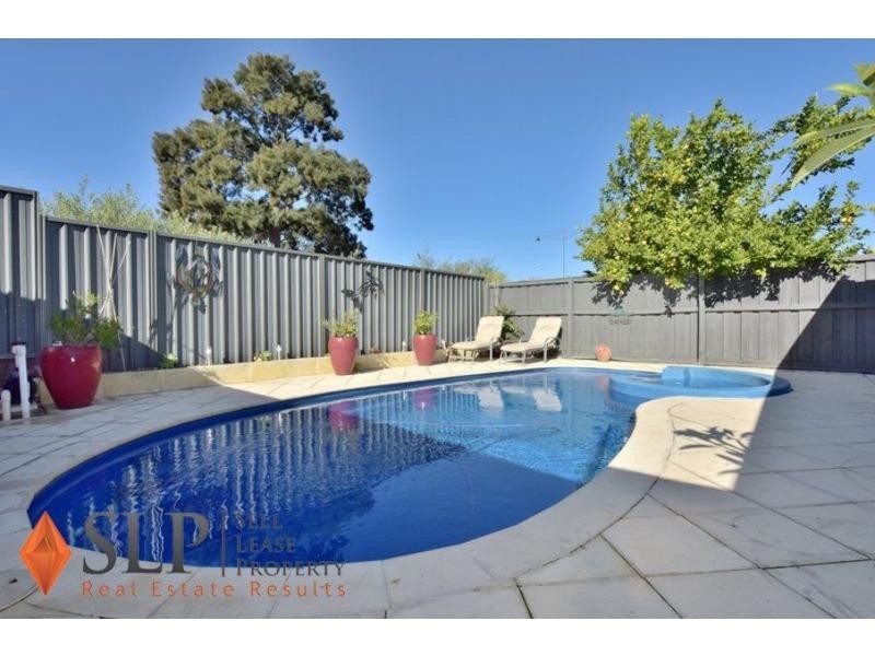 98 Rossini Circle, Ellenbrook WA 6069