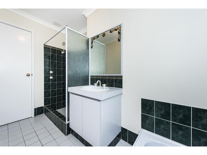 3 Fern Court, Warnbro WA 6169