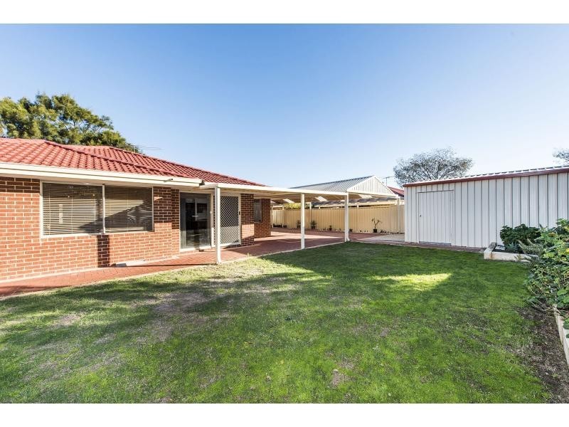 3 Fern Court, Warnbro WA 6169