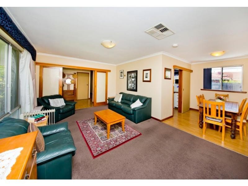 24 Seabrook Street, Dianella WA 6059