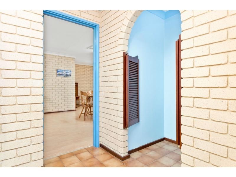 9 New Cross Road, Kingsley WA 6026