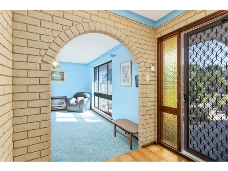 9 New Cross Road, Kingsley WA 6026