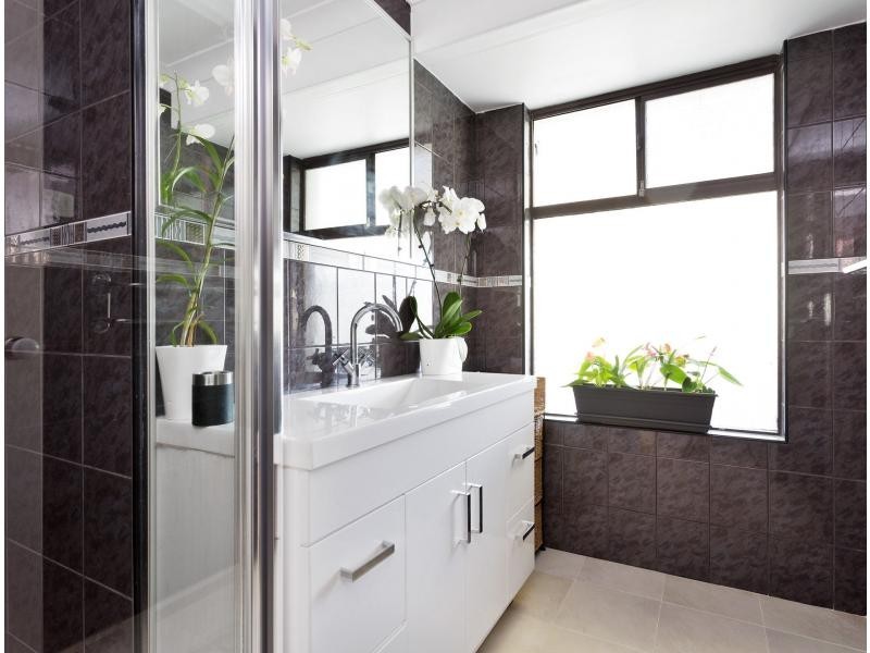 6 Waigen Place, South Lake WA 6164