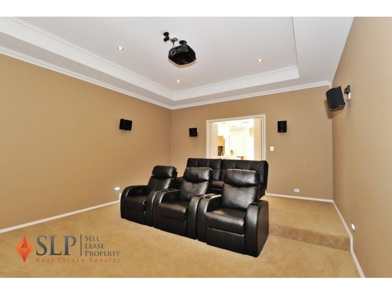 3 Carmen Circuit, The Vines WA 6069