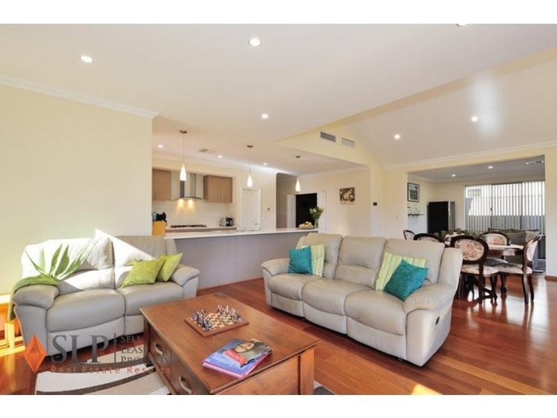 3 Carmen Circuit, The Vines WA 6069
