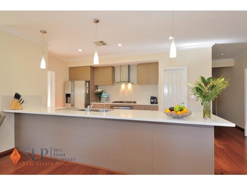 3 Carmen Circuit, The Vines WA 6069