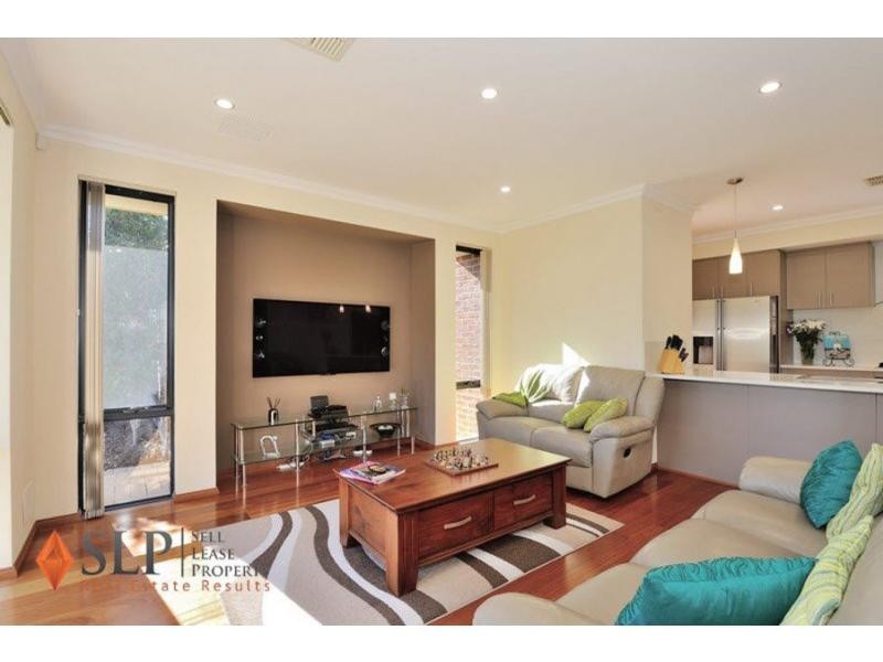 3 Carmen Circuit, The Vines WA 6069