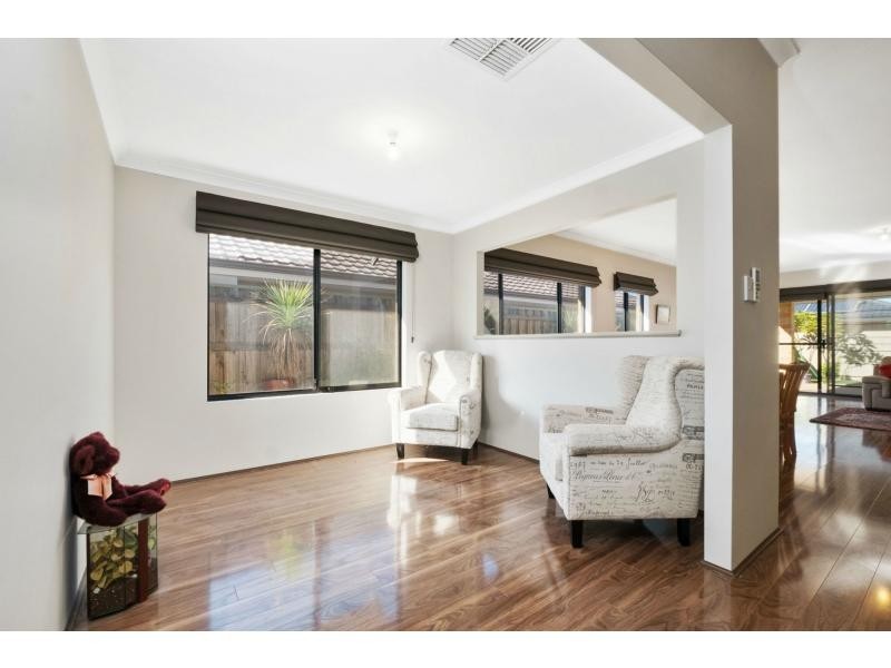 7 Coton Square, The Vines WA 6069