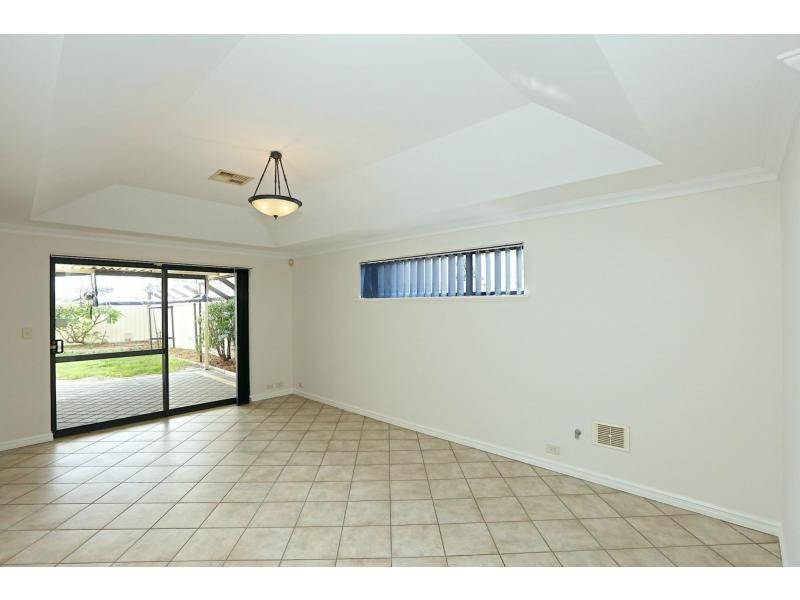 77 Edgecumbe Street, Como WA 6152