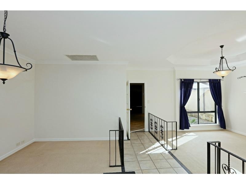 77 Edgecumbe Street, Como WA 6152