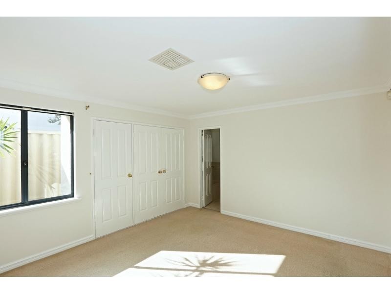 77 Edgecumbe Street, Como WA 6152