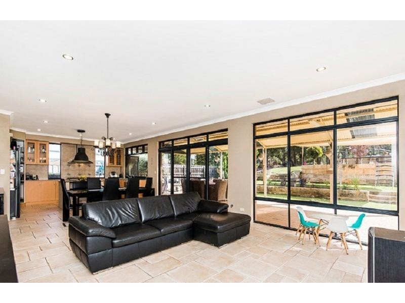 106 Charlottes Vista, Ellenbrook WA 6069