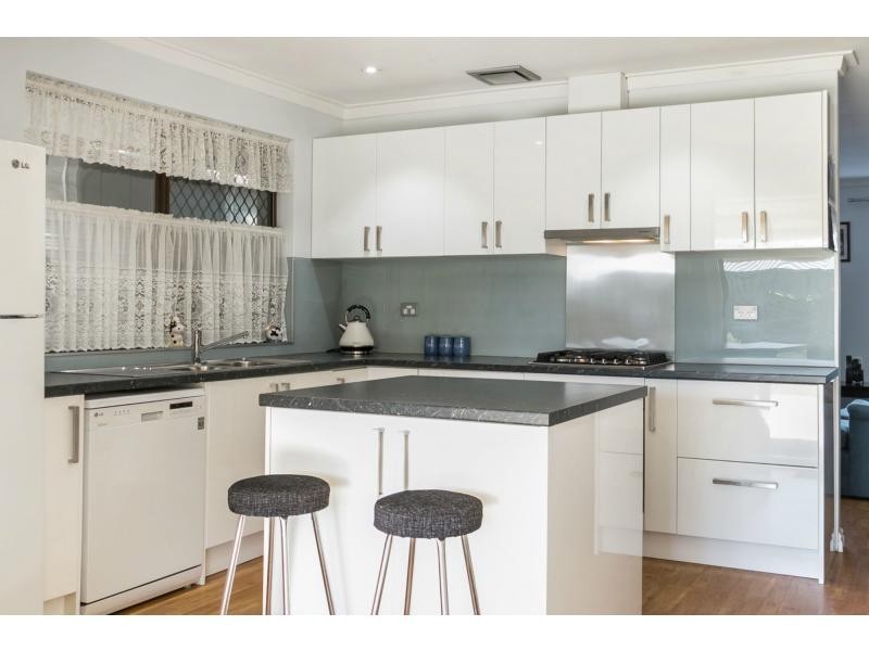 5 Girraween Street, Armadale WA 6112
