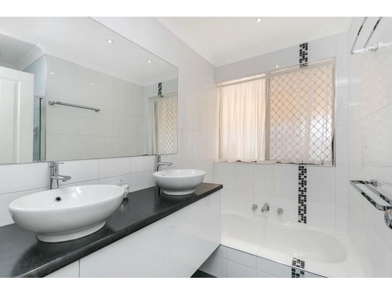 5 Girraween Street, Armadale WA 6112