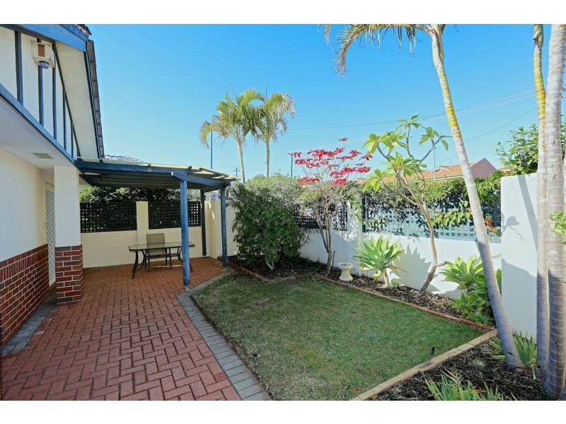 1/5 Villiers Street, Yokine WA 6060