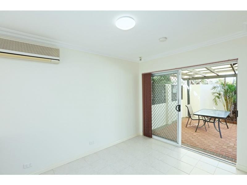 1/5 Villiers Street, Yokine WA 6060