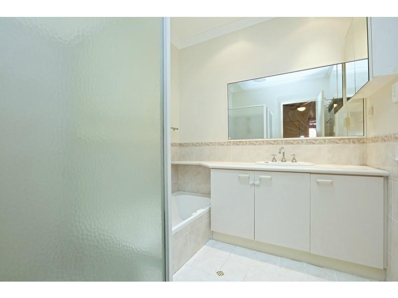 1/5 Villiers Street, Yokine WA 6060